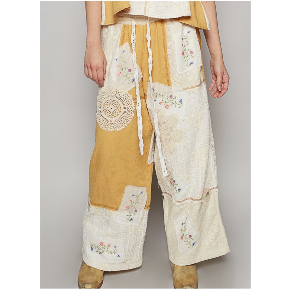 NWOT POL Floral Patchwork Wide Leg Pants - Cream and Tan
